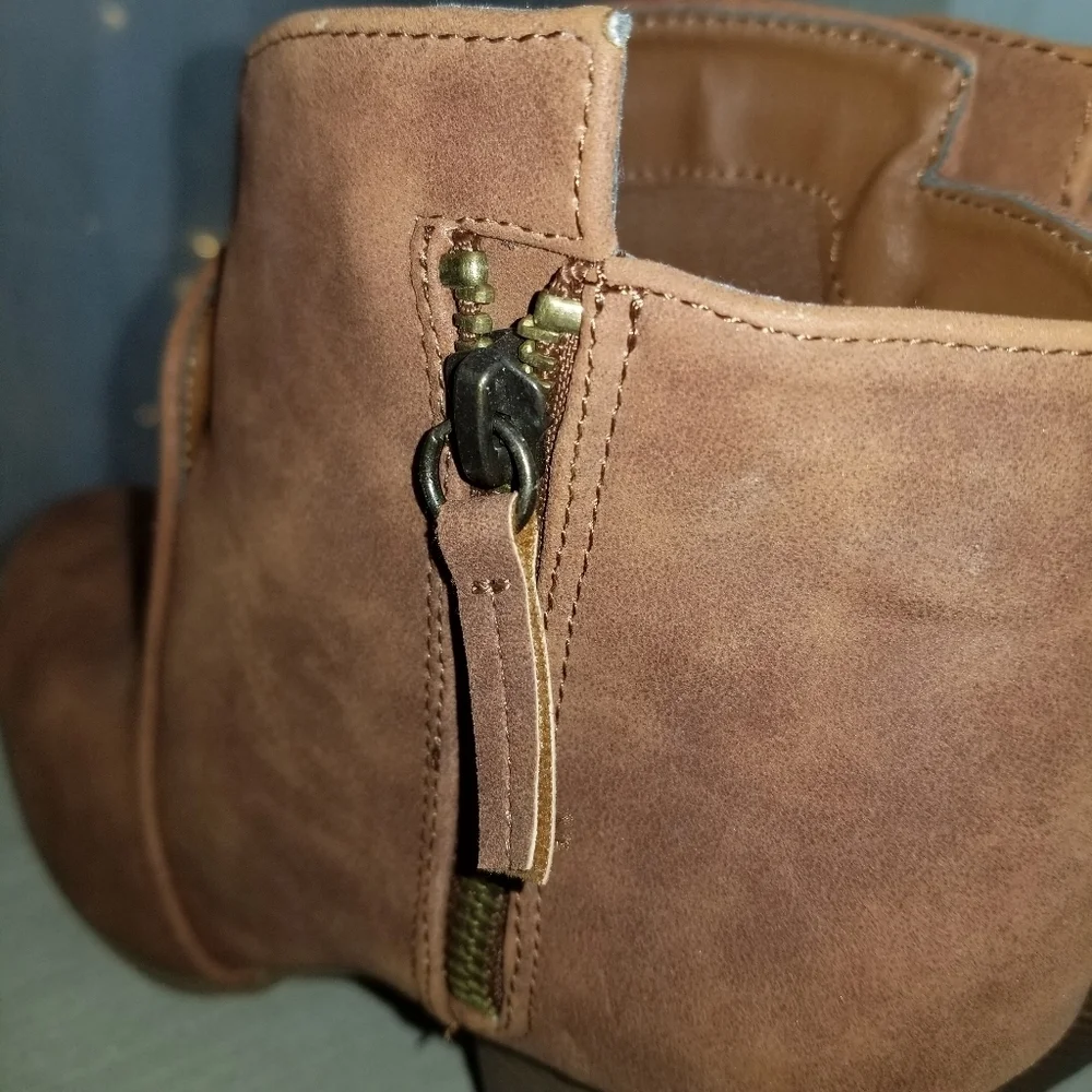 Qupid ankle boots.